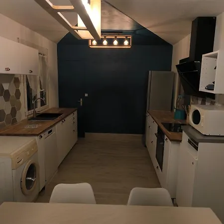 בית נופש Maison 3 Au Calme Avec Piscine וילנב-סור-לו